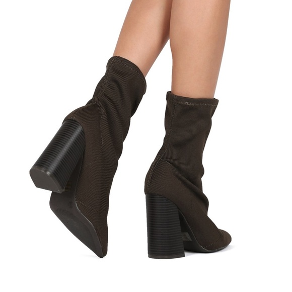 Wild Diva • Black sock chunky heel ankle boots - Picture 2 of 8